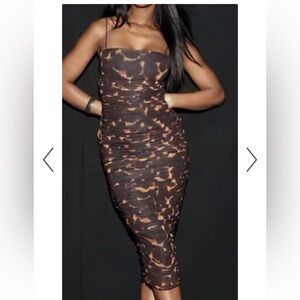 Elegant Strapless Leopard Print Dress